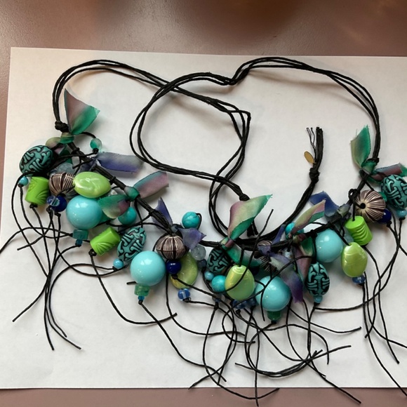 Theresa Goodall Handcrafted Beaded Fringe Necklace - Picture 5 of 7